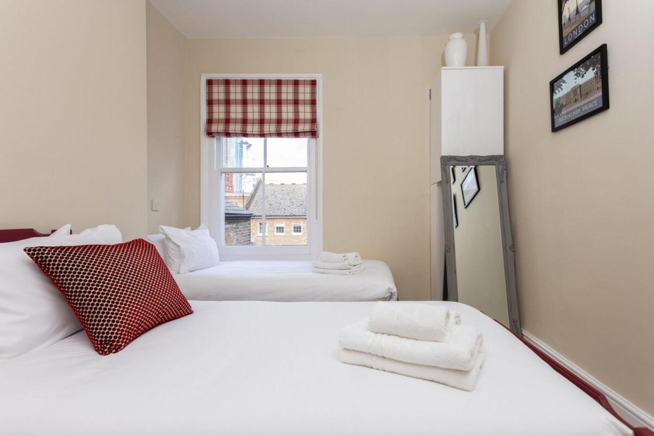 Quaint 2 Bedroom Flat - 9 Minutes Walk To Vauxhall Tube London Kültér fotó